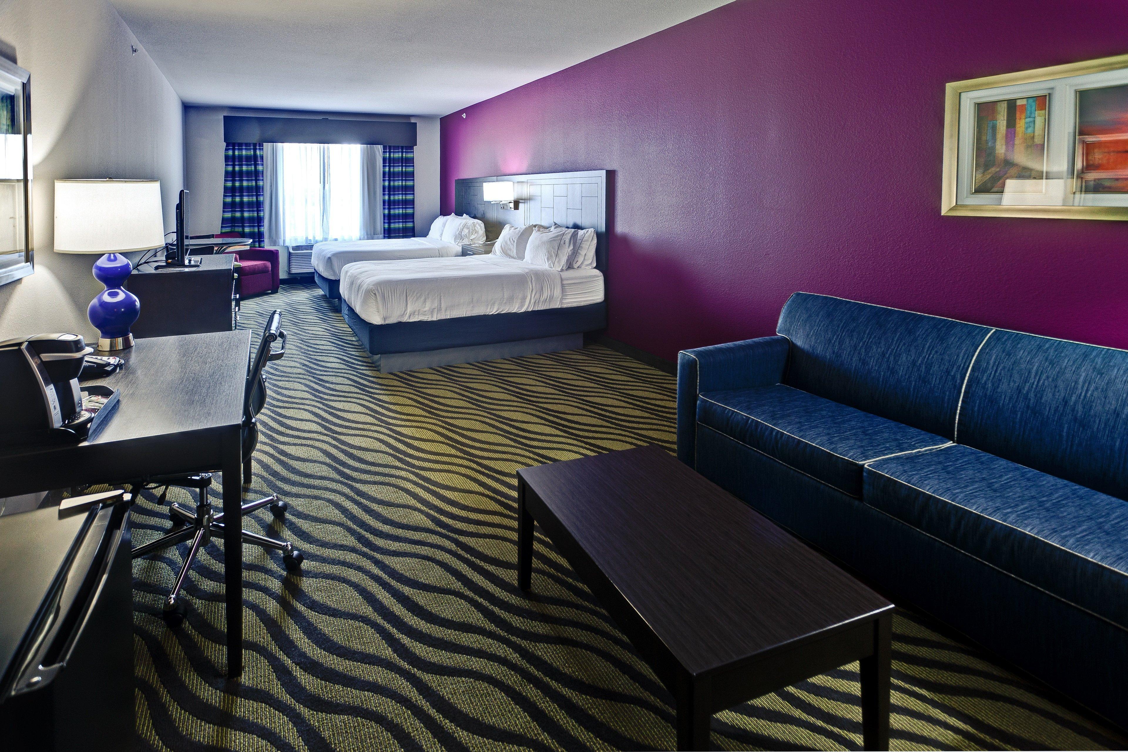 Holiday Inn Express Hutchison By Ihg Hutchinson Exterior foto