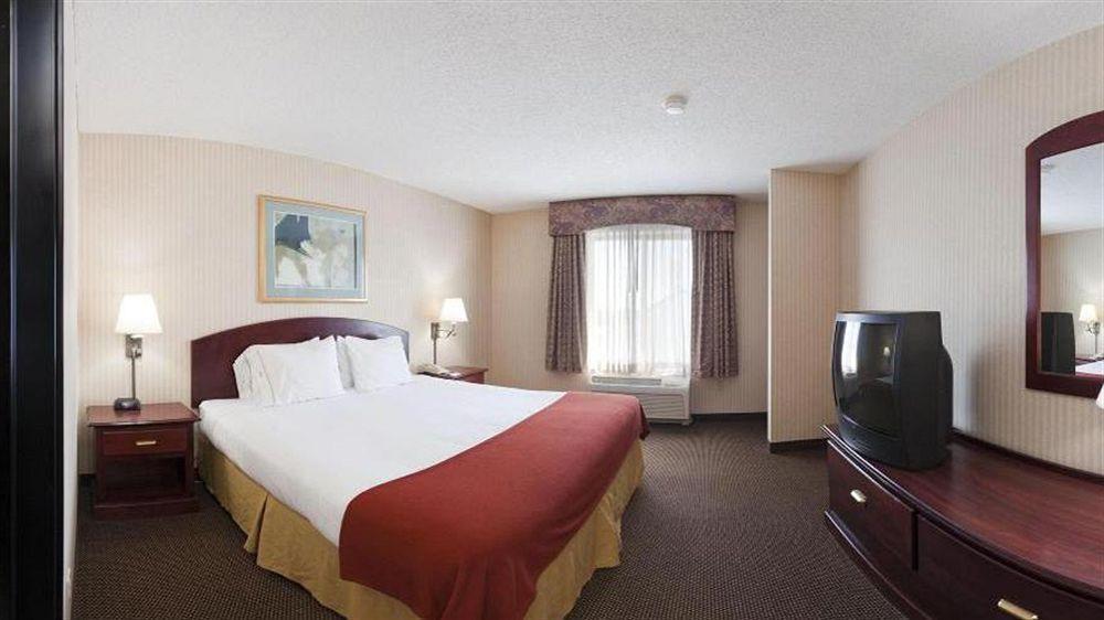 Holiday Inn Express Hutchison By Ihg Hutchinson Exterior foto